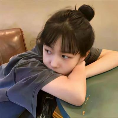 红色八爪女